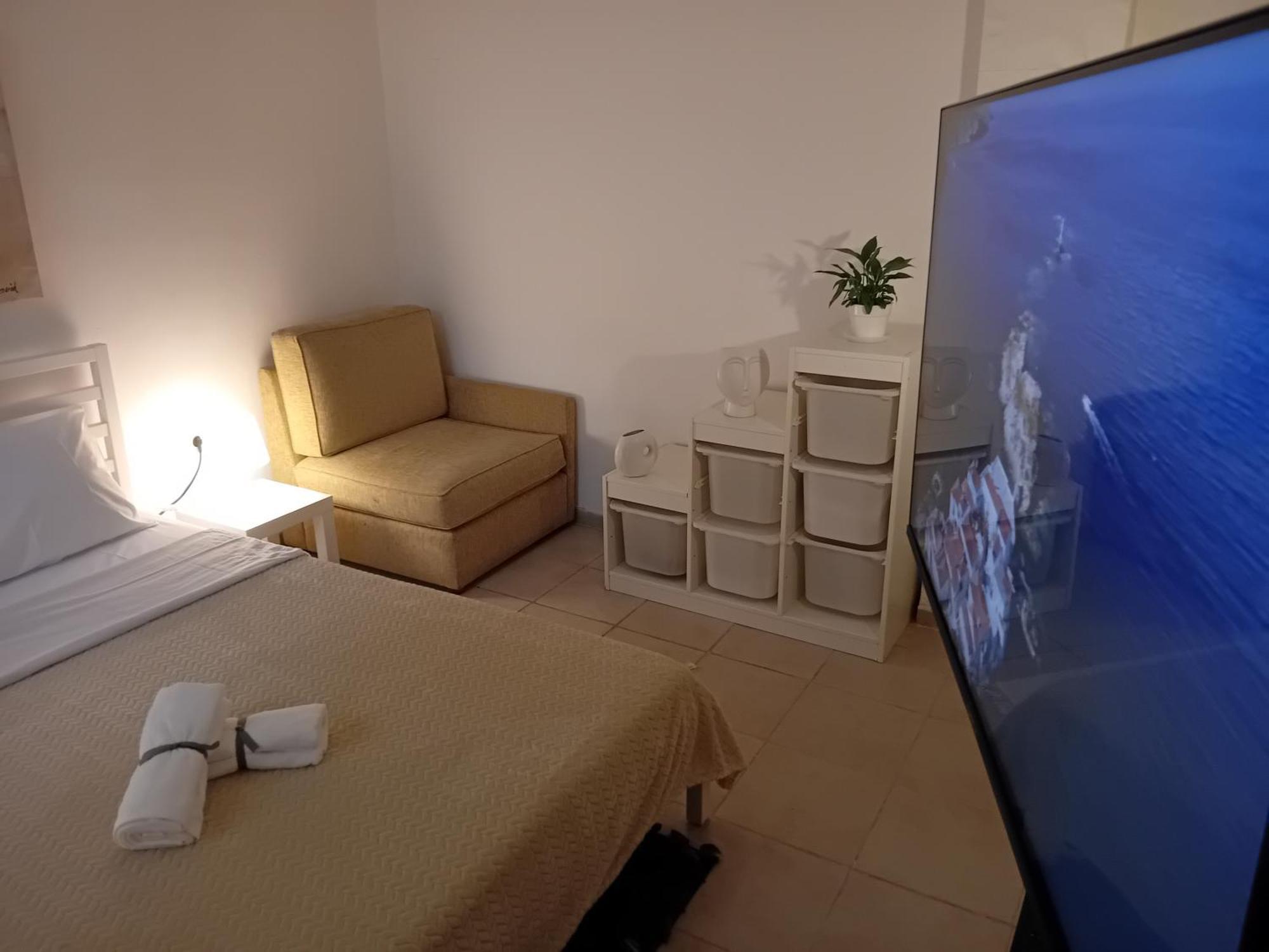 Vestige Basement Apartment 아테네 외부 사진