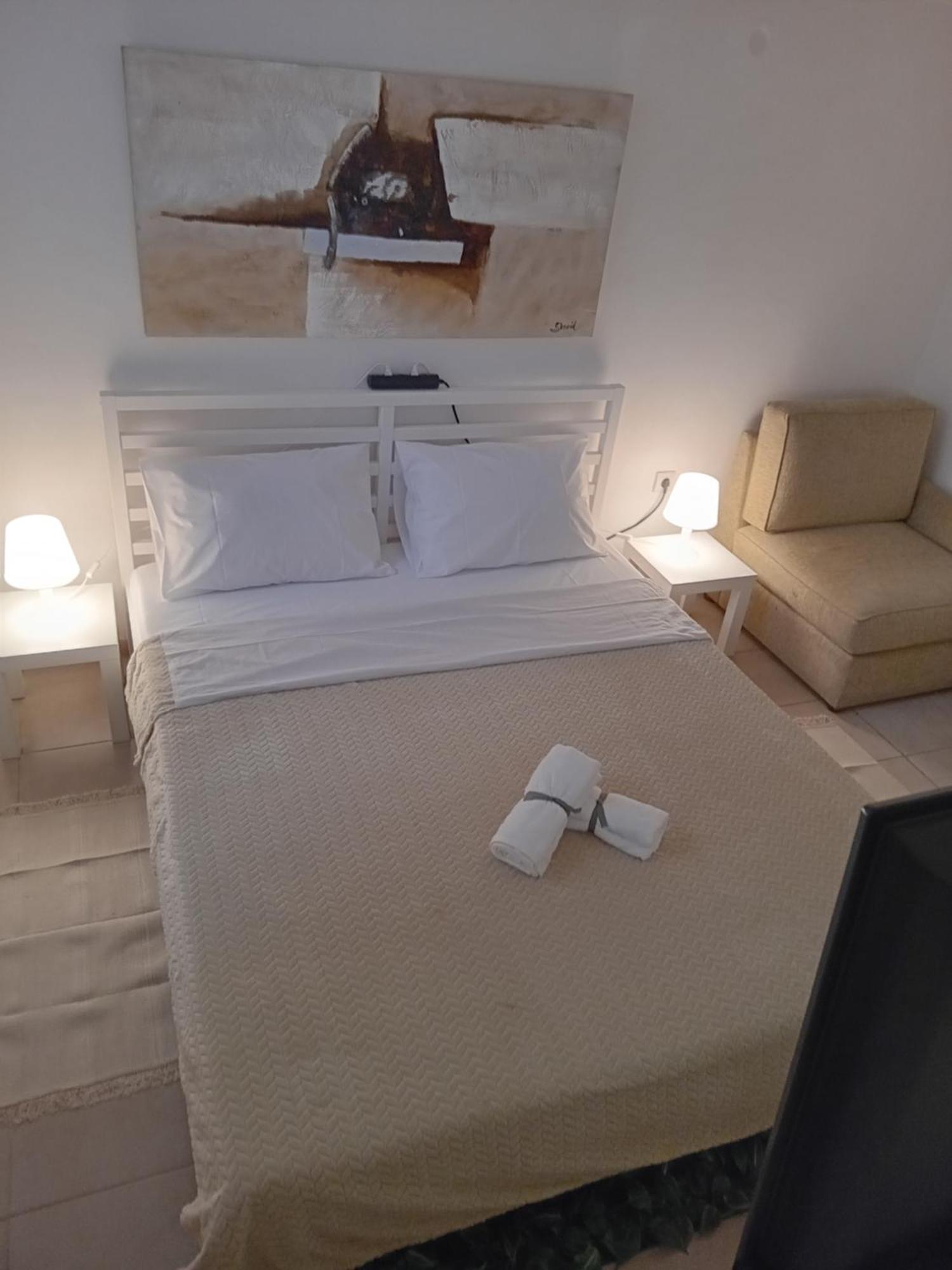 Vestige Basement Apartment 아테네 외부 사진